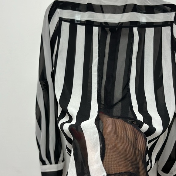 G by Guess women's black and white striped shirt size XS Stripe Beetlejuice - Picture 2 of 11
